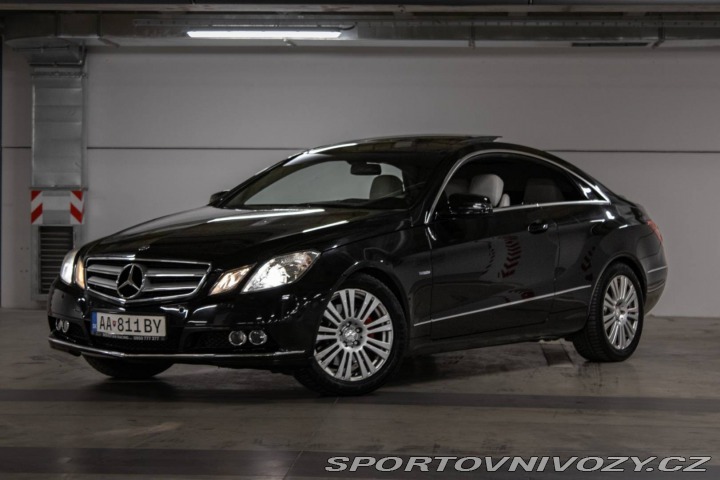 Mercedes-Benz E Kupé  250 CDI Blue A/T 15 2010