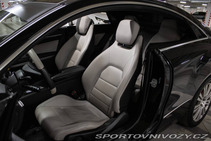 Mercedes-Benz E Kupé  250 CDI Blue A/T 15 2010