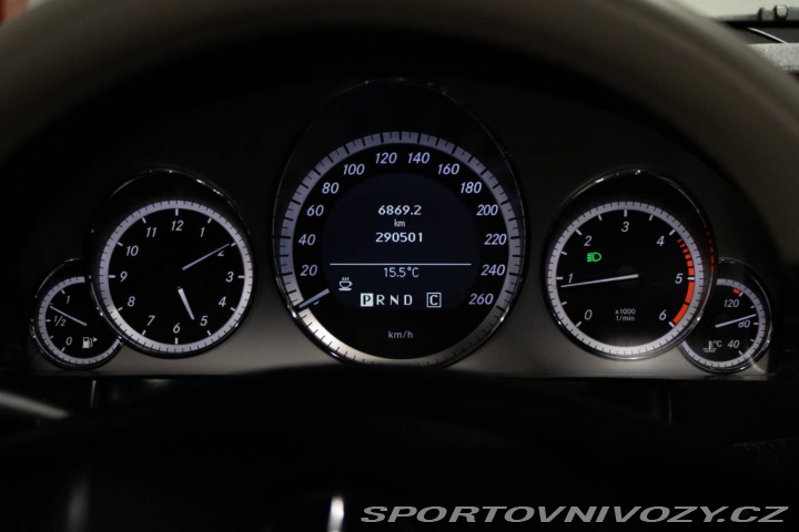 Mercedes-Benz E Kupé  250 CDI Blue A/T 15 2010