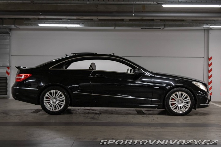 Mercedes-Benz E Kupé  250 CDI Blue A/T 15 2010