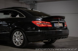 Mercedes-Benz E Kupé  250 CDI Blue A/T 15 2010