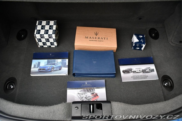 Maserati GranTurismo SPORT 4.7 V8 MC CARBON ČR 2016