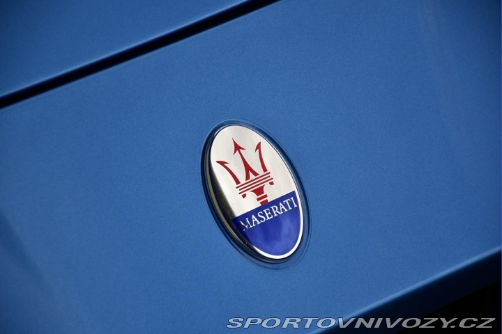 Maserati GranTurismo SPORT 4.7 V8 MC CARBON ČR 2016