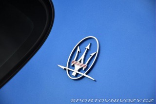 Maserati GranTurismo SPORT 4.7 V8 MC CARBON ČR 2016