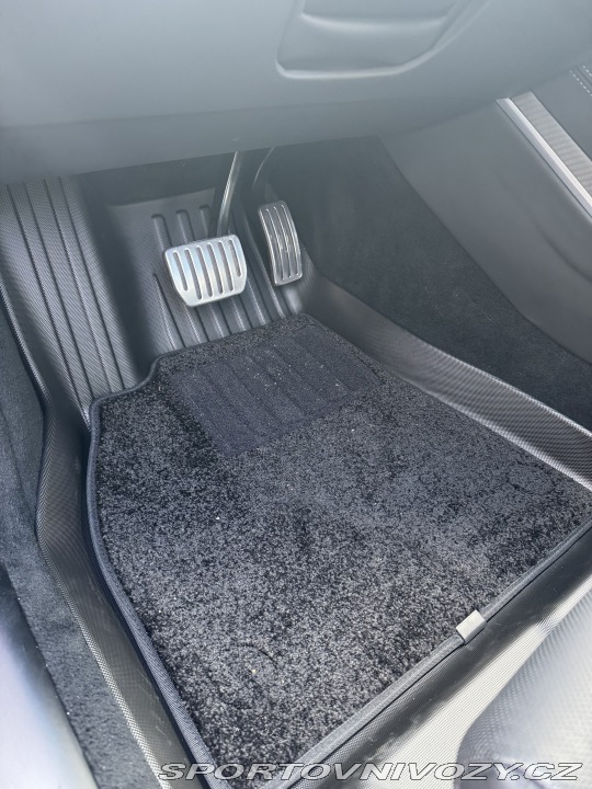 Tesla Model S Plaid 2024