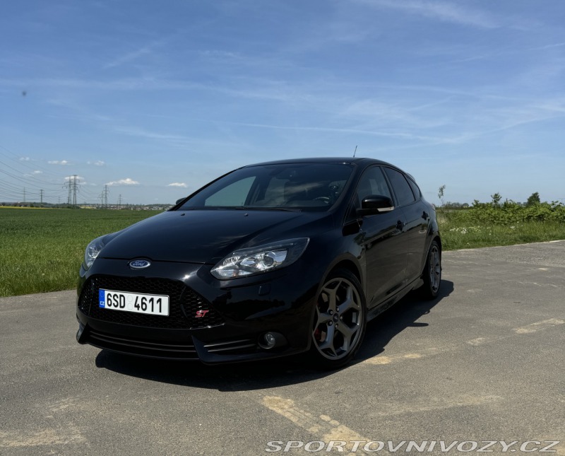 Ford Focus ST 