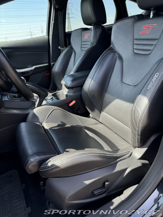 Ford Focus ST  2013
