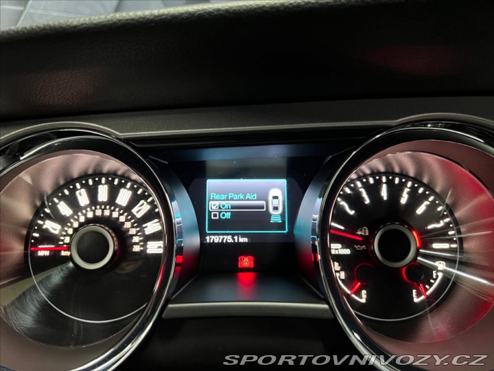 Ford Mustang 3,7 L V6 A/T 227KW, PREMI 2014