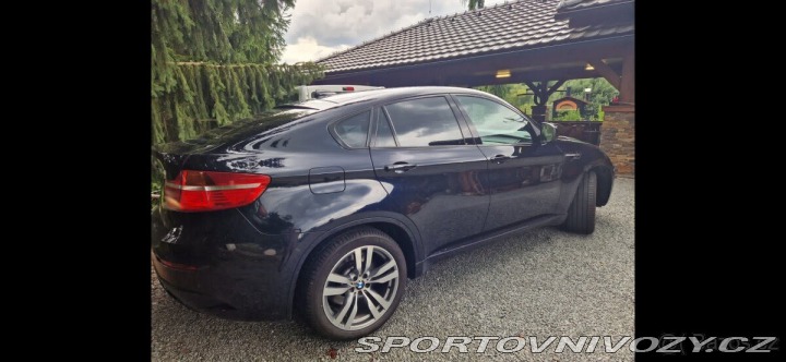 BMW X6 4,4   M, 555 koní 2010