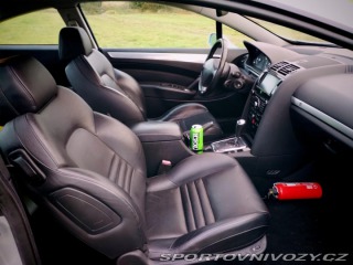 Peugeot 407 Coupé 2.7 HDI V6 2009