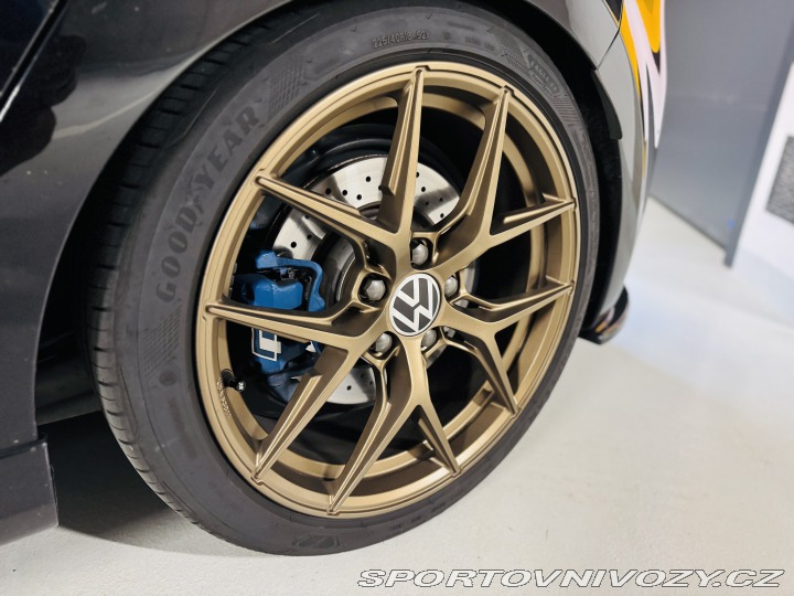 Volkswagen Golf Golf R 2.0TSi 299kW DSG 2010