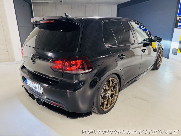 Volkswagen Golf Golf R 2.0TSi 299kW DSG 2010