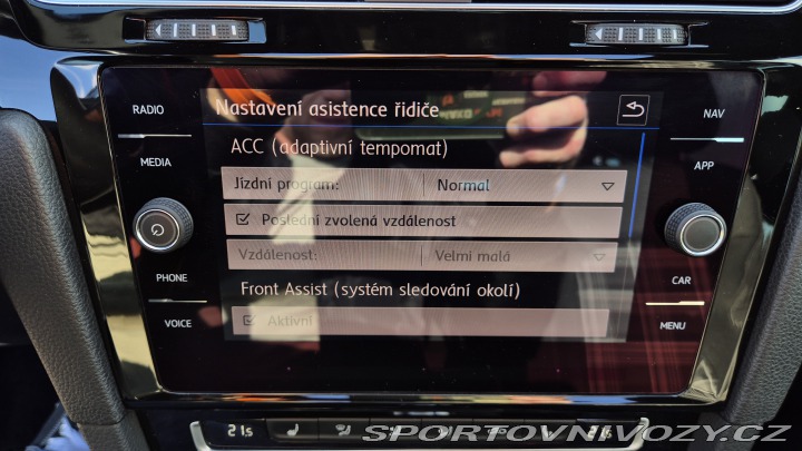 Volkswagen Golf 2,0GTD 135kw DSG po rozv. 2017