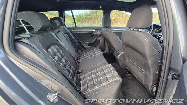 Volkswagen Golf 2,0GTD 135kw DSG po rozv. 2017