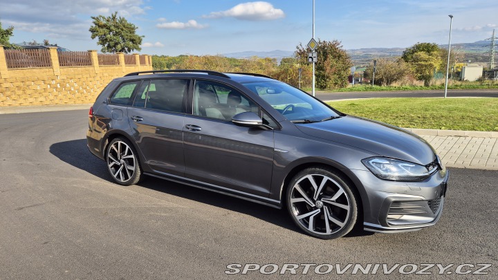 Volkswagen Golf 2,0GTD 135kw DSG po rozv. 2017