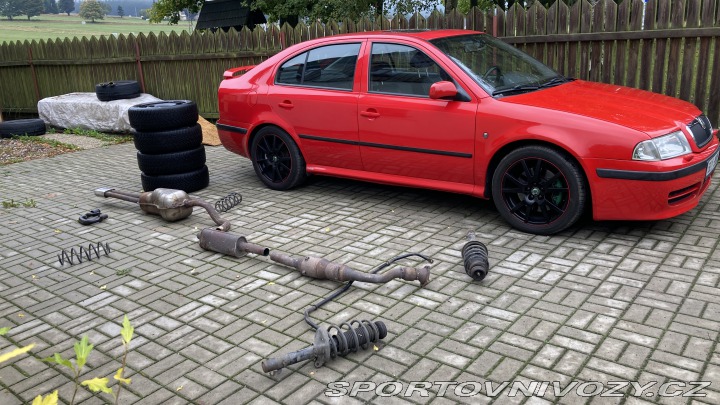 Škoda Octavia RS  2001