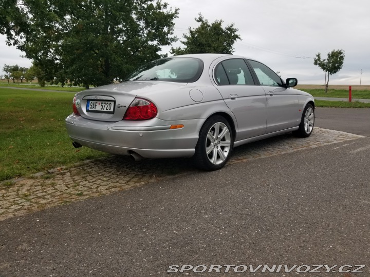 Jaguar S-Type  2001