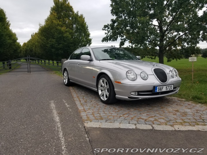 Jaguar S-Type  2001