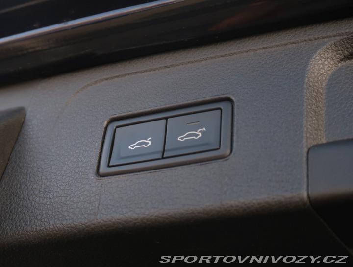 Volkswagen Ostatní modely Passat Highline 2.0 BiTDI 2016