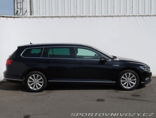 Volkswagen Ostatní modely Passat Highline 2.0 BiTDI 2016