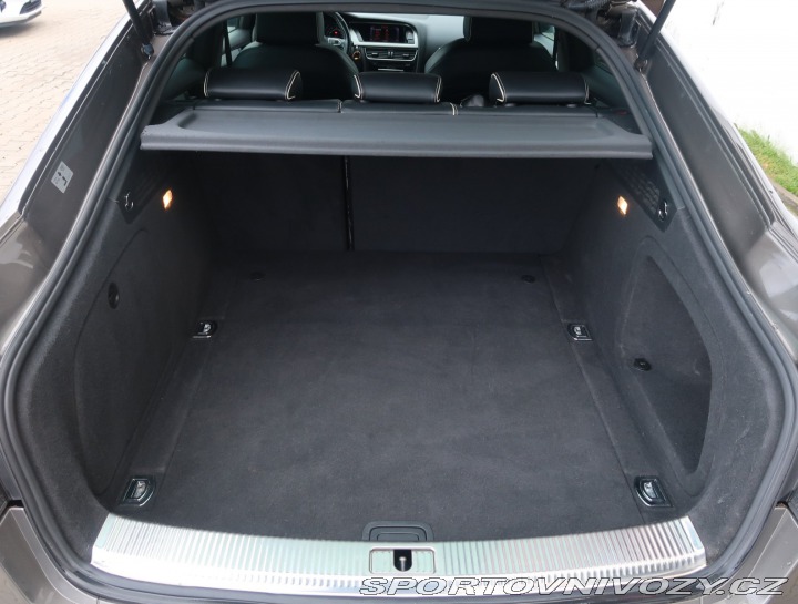 Audi A5 S-Line 2.0 TDI 2013