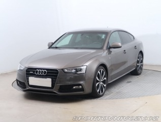 Audi A5 S-Line 2.0 TDI 2013