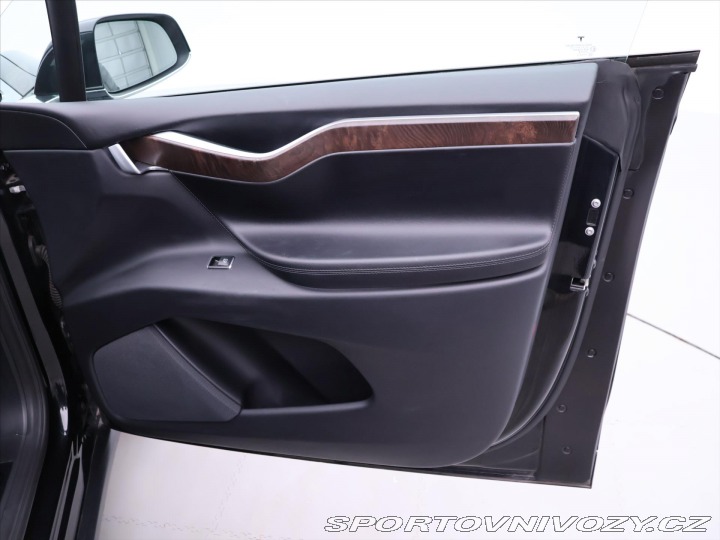 Tesla Model X 75D Dual Motor 193kW 2018