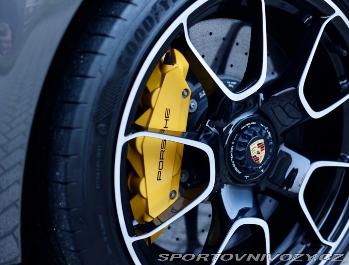 Porsche 911 Turbo S PDK 2021