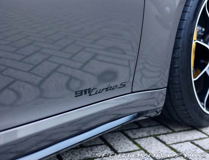 Porsche 911 Turbo S PDK 2021