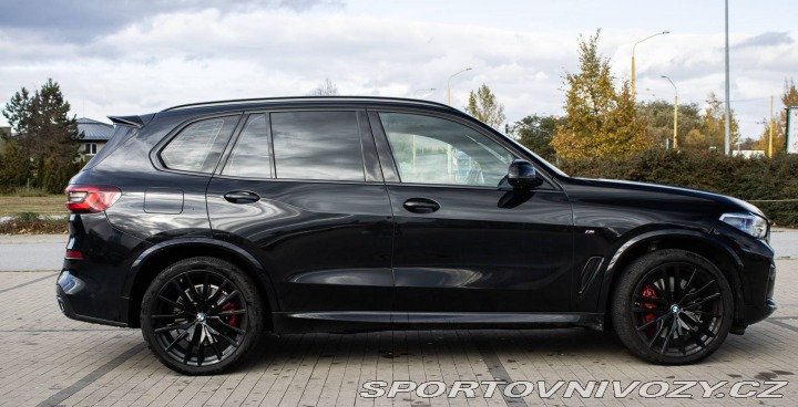 BMW X5 xDriveM50i, 390kW (2022) 2022