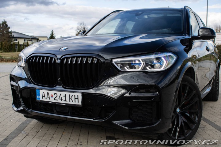 BMW X5 xDriveM50i, 390kW (2022) 2022