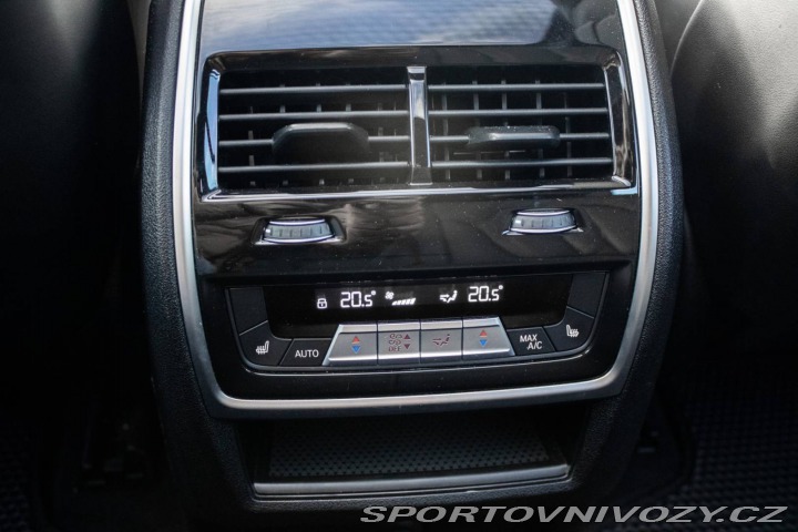 BMW X5 xDriveM50i, 390kW (2022) 2022