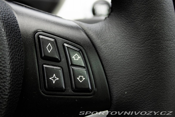 BMW 3 Touring  330d xDrive A/T 2007