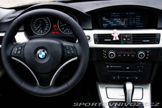 BMW 3 Touring  330d xDrive A/T 2007