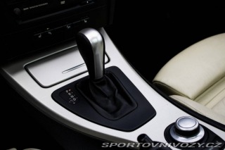 BMW 3 Touring  330d xDrive A/T 2007