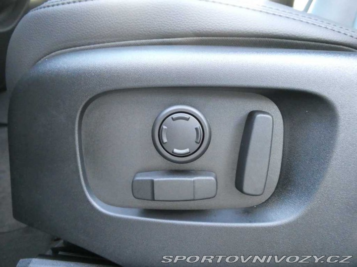 Ostatní značky Ostatní modely Land Rover Range Rover Velar 3,0 Dynamic SE P400e 4x4 2026