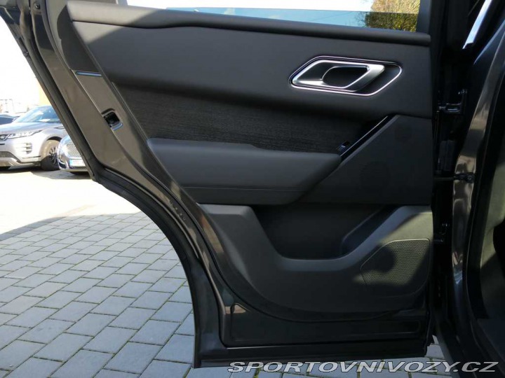 Ostatní značky Ostatní modely Land Rover Range Rover Velar 3,0 Dynamic SE P400e 4x4 2025