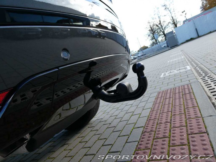 Ostatní značky Ostatní modely Land Rover Range Rover Velar 3,0 Dynamic SE P400e 4x4 2026