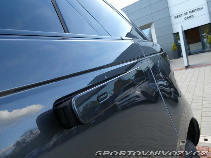 Ostatní značky Ostatní modely Land Rover Range Rover Velar 3,0 Dynamic SE P400e 4x4 2026