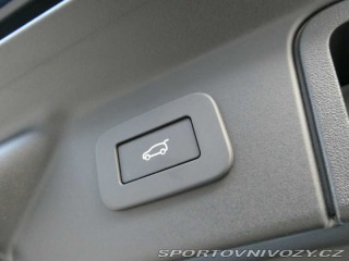 Ostatní značky Ostatní modely Land Rover Range Rover Velar 3,0 Dynamic SE P400e 4x4 2025
