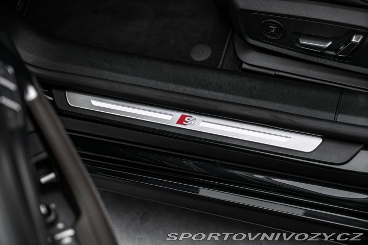 Audi A7 40TDI Sportback Q Matrix 1800