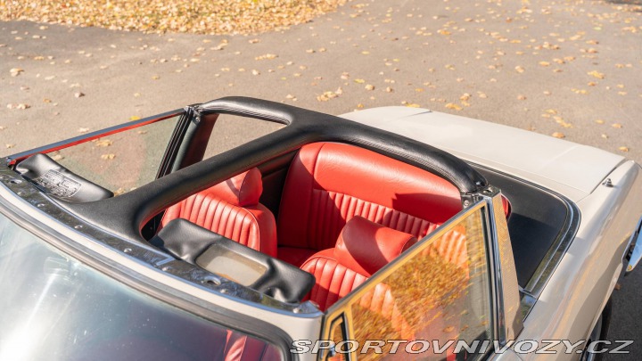 Ostatní značky Ostatní modely Triumph Stag 1977