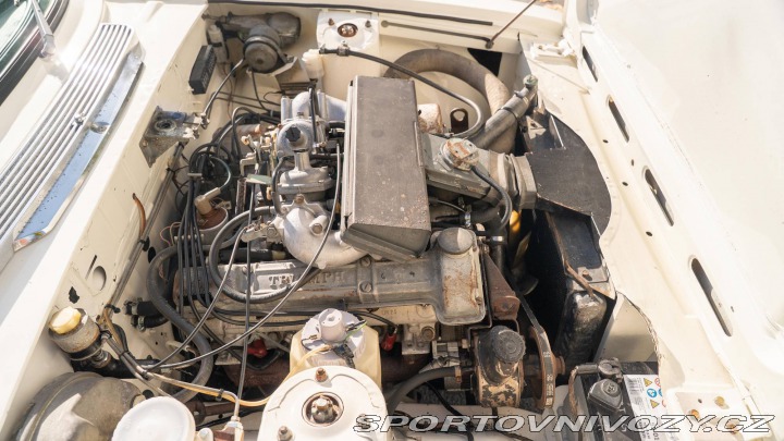 Ostatní značky Ostatní modely Triumph Stag 1977