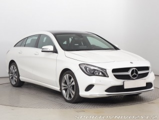 Mercedes-Benz CLA Urban 220 4MATIC