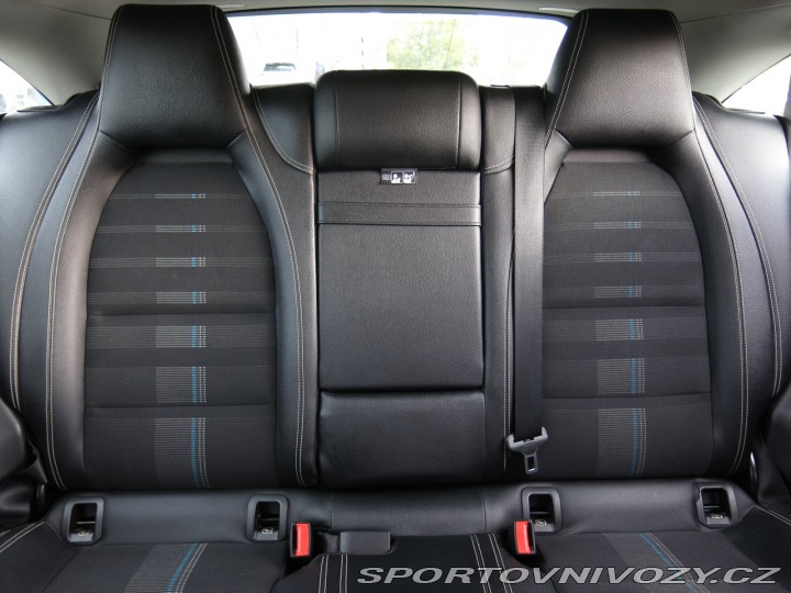 Mercedes-Benz CLA Urban 220 4MATIC 2018