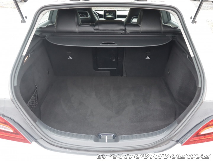 Mercedes-Benz CLA Urban 220 4MATIC 2018