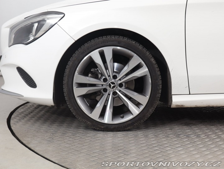 Mercedes-Benz CLA Urban 220 4MATIC 2018
