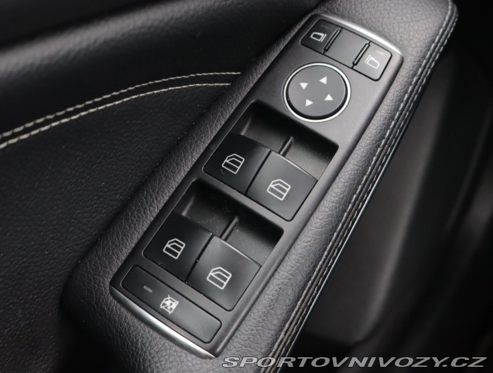 Mercedes-Benz CLA Urban 220 4MATIC 2018