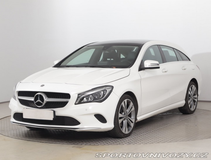 Mercedes-Benz CLA Urban 220 4MATIC 2018