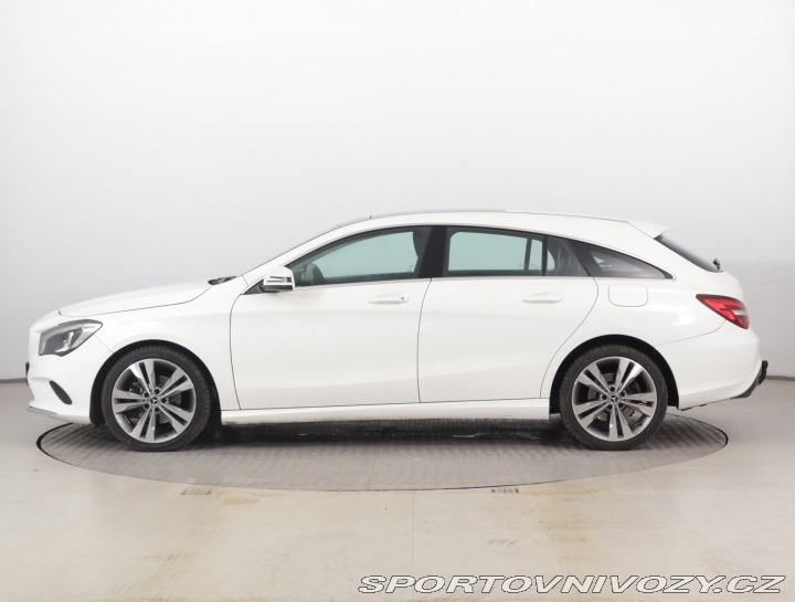 Mercedes-Benz CLA Urban 220 4MATIC 2018
